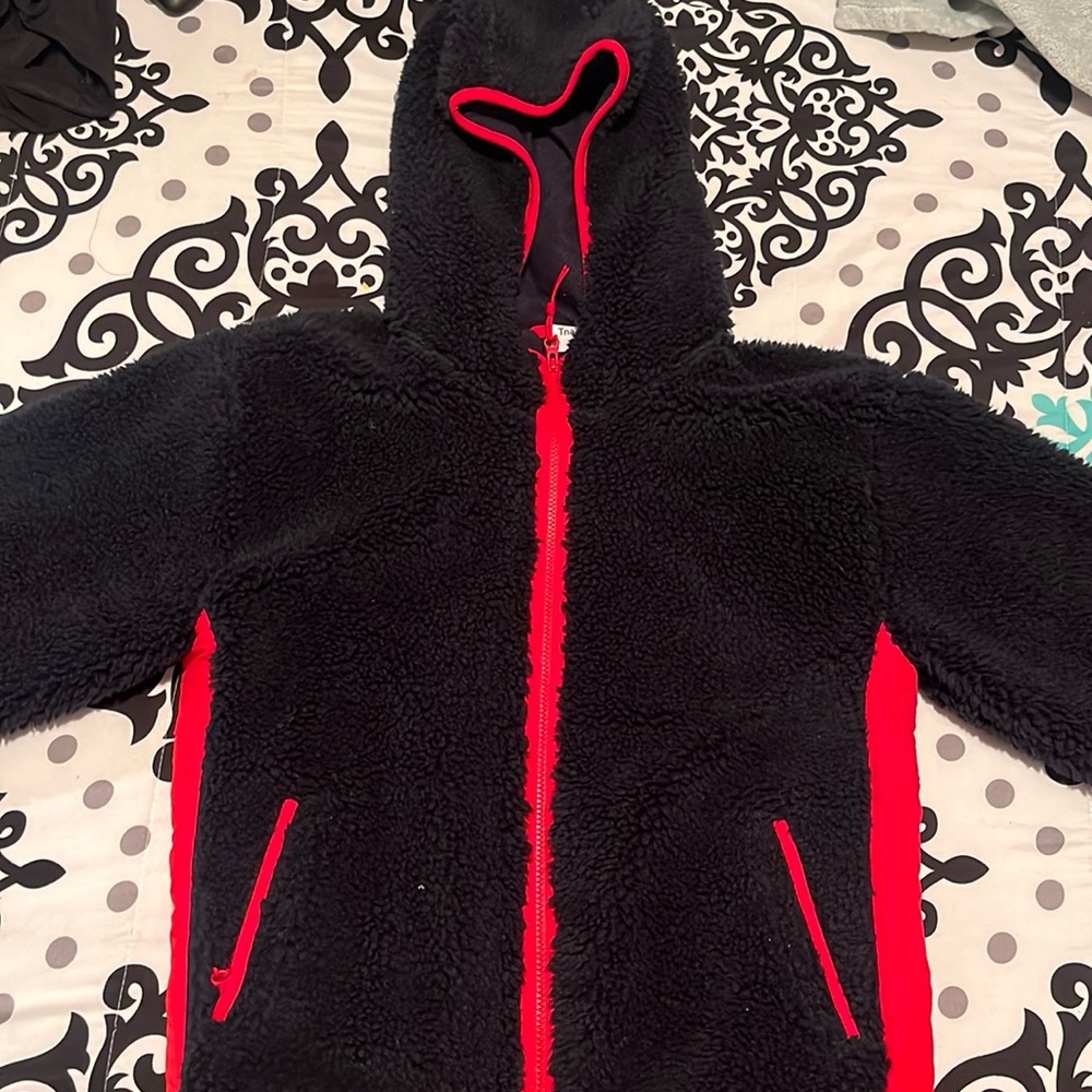 RICKY MASSIVE POLAR JACKET (Aritzia)